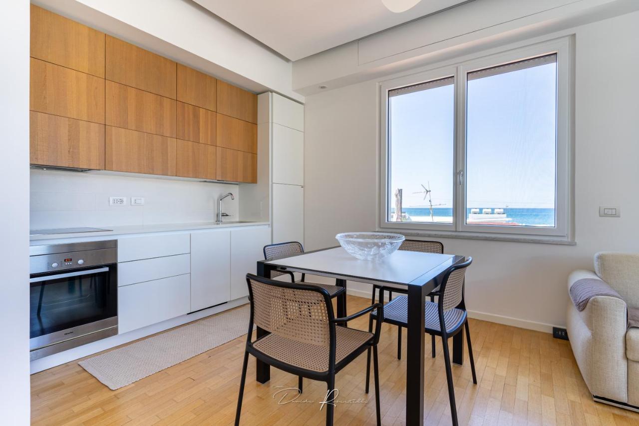 Casa Vacanze Vistamare Marinella di Sarzana Kültér fotó